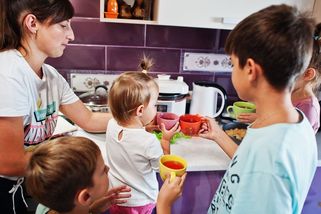 Po roce musí pryč. Sen o bytě je pro matky v potížích čím dál vzdálenější - Seznam Zprávy